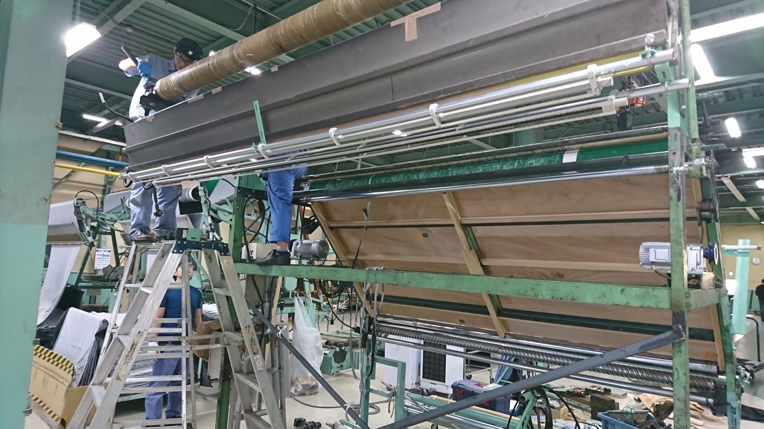 解反機の改修工事　振り落とし装置の高さ変更